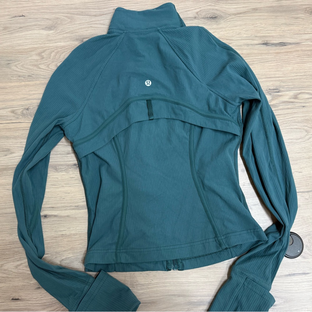 Lululemon Ribbed Nulu Cropped Define Jacket